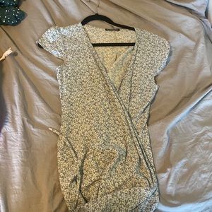 brandy melville blue floral robbie dress